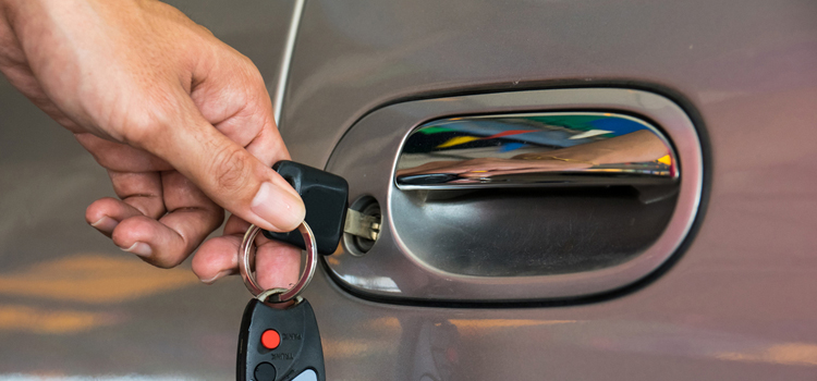 Car door lock repair in Bloomington